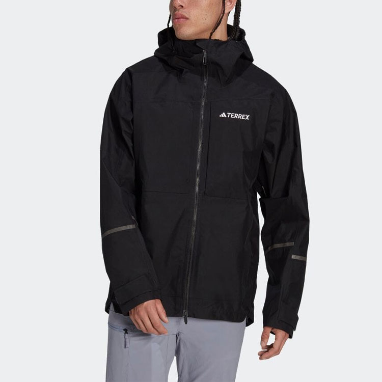 Lookbook adidas Terrex 黑色長袖字母印花連帽外套 HN2918