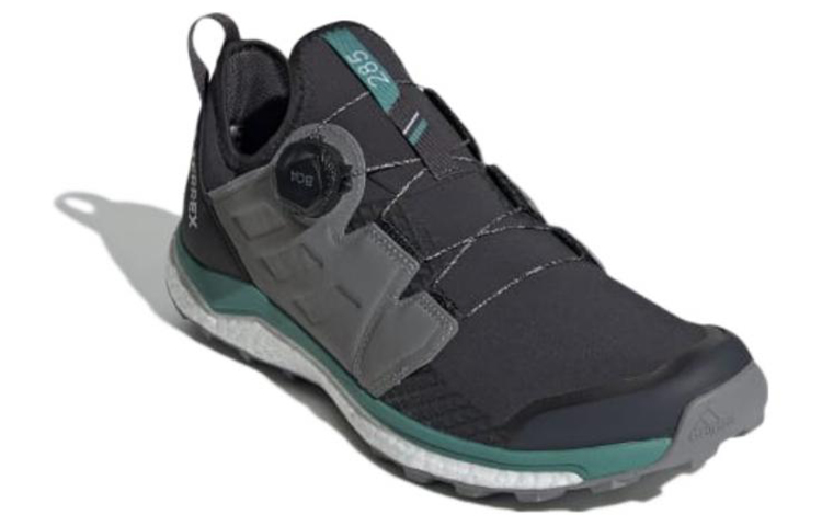 Lookbook adidas Terrex Agravic Boa 戶外機能鞋 灰