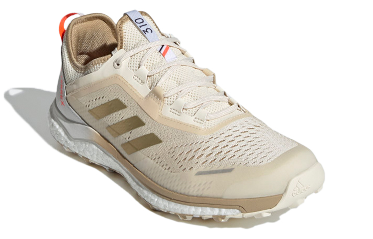 Lookbook adidas Terrex Agravic Flow ''Goud'' G55973