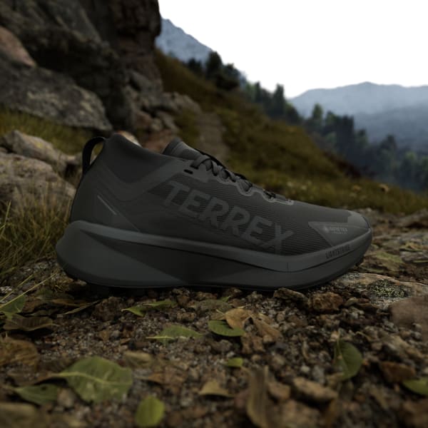 Lookbook Adidas TERREX Agravic GTX Sepatu Trail Running Hitam/Core Black/Grey Six JR5240