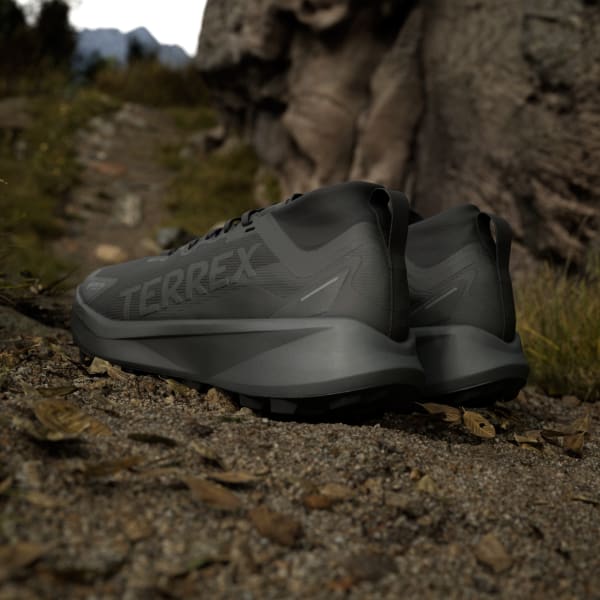Details for Adidas TERREX Agravic GTX Sepatu Trail Running Hitam/Core Black/Grey Six JR5240