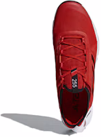 Shop 阿迪达斯 Terrex Agravic Spee 紅白