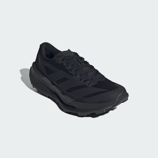 Shop adidas Terrex Agravic TT 越野跑鞋 全黑配色 KI4303