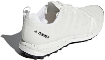 Shop 愛迪達 Terrex Agravic 低幫 跑步鞋 男款 白