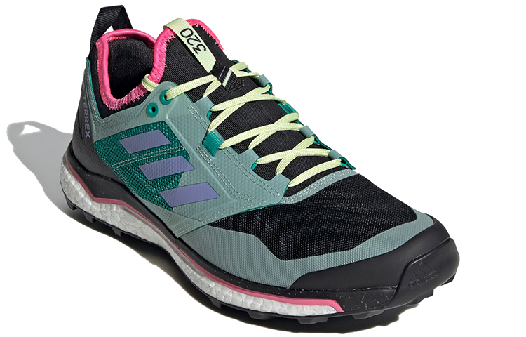 Lookbook 阿迪达斯Terrex Agravic XT黑荣耀绿跑鞋 EH0075