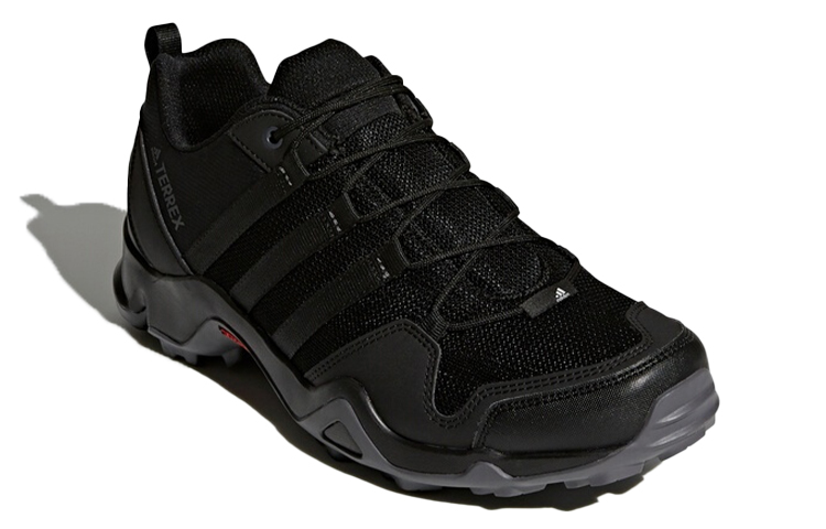Lookbook adidas Terrex Ax2r Noir CM7725
