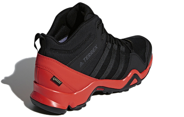 Shop adidas Terrex AX2R Mid GTX 舒適耐磨 高筒戶外功能鞋 黑紅色