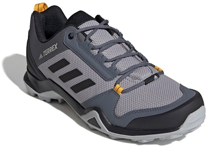 愛迪達 Terrex AX3 '淺花崗岩 活力金' EF0533 Lookbook 愛迪達 Terrex AX3 '淺花崗岩 活力金' EF0533