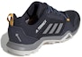 Lookbook adidas Terrex Ax3 Gore-Tex Lelaki Kasut Hiking Kalisa Permukaan Basah G26577