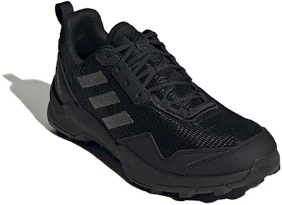 阿迪达斯 Terrex AX4 '黑碳' HQ9021 Lookbook 阿迪达斯 Terrex AX4 '黑碳' HQ9021