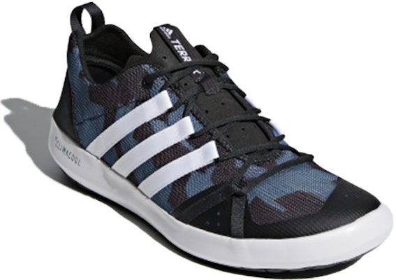 adidas Terrex CC Boat Grafis 'Kamuflase Biru Tua' AQ0345 Lookbook adidas Terrex CC Boat Grafis 'Kamuflase Biru Tua' AQ0345