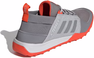 adidas Terrex Cc Daroga 灰橙色 Shop adidas Terrex Cc Daroga 灰橙色