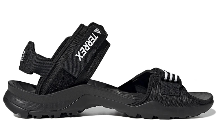 Lookbook adidas Terrex Cyprex Ultra DLX ''Core Black'' Wanderschuhe GY6115