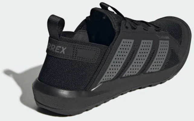 adidas Terrex Daroga Climacool Kasut Hiking Core Black/Grey Four/Core Black HQ9170 Purchase adidas Terrex Daroga Climacool Kasut Hiking Core Black/Grey Four/Core Black HQ9170