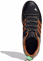 Shop adidas Terrex Daroga Plus 防滑耐磨 低筒 戶外功能鞋 男款 黑橙棕