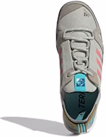adidas Terrex Daroga Two 13 復古運動 耐磨防滑減震 低筒 跑步鞋 男女同款 灰粉 Purchase adidas Terrex Daroga Two 13 復古運動 耐磨防滑減震 低筒 跑步鞋 男女同款 灰粉