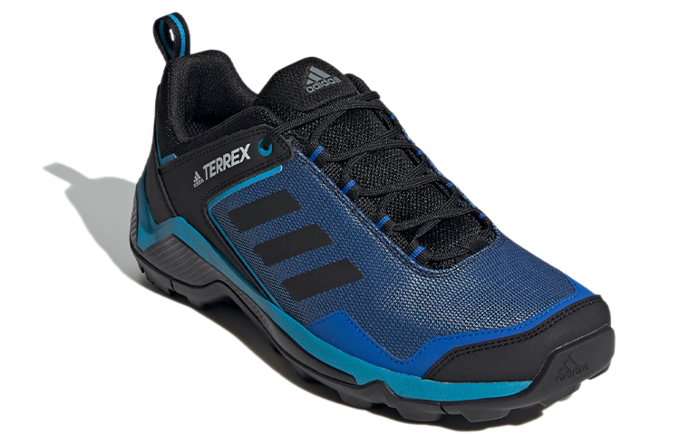 Lookbook adidas Terrex Eastrail 黑藍色