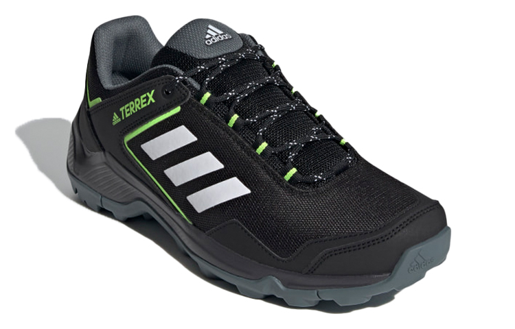 Lookbook adidas Terrex Eastrail 黑白黃
