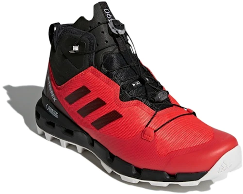 adidas Terrex Fast Mid GTX-Surround ''Rouge Noir'' CQ1737 Lookbook adidas Terrex Fast Mid GTX-Surround ''Rouge Noir'' CQ1737