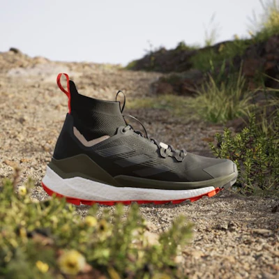 adidas Terrex Free Hiker 2.0 ''Grigio Carbonio'' IE5115 Lookbook adidas Terrex Free Hiker 2.0 ''Grigio Carbonio'' IE5115