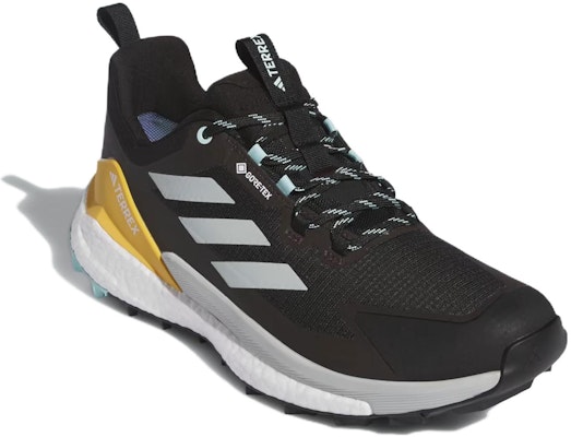 adidas Terrex Free Hiker 2.0 Low GORE-TEX 'Hitam Oranye' IG5460 Lookbook adidas Terrex Free Hiker 2.0 Low GORE-TEX 'Hitam Oranye' IG5460