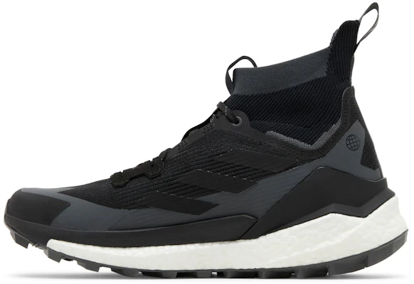 adidas Terrex Free Hiker 2 ''Zwart Carbon'' GZ0680 Lookbook adidas Terrex Free Hiker 2 ''Zwart Carbon'' GZ0680