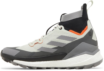 阿迪达斯Terrex Free Hiker 2 "米色绿色灰色" GZ0682 Lookbook 阿迪达斯Terrex Free Hiker 2 "米色绿色灰色" GZ0682