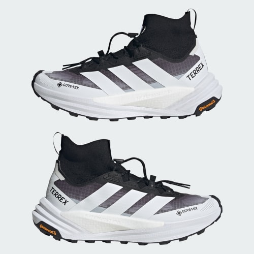 Sizing adidas TERREX Free Hiker 3 Ultra GORE-TEX 登山鞋 雲白/雲白/核心黑 KH9896