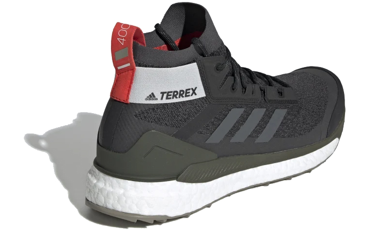 Lookbook adidas Terrex Free Hiker 'Negro Gris' D98046