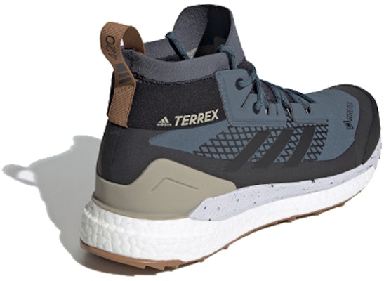 adidas Terrex Free Hiker Gtx 'Biru Hitam' EF7410 Lookbook adidas Terrex Free Hiker Gtx 'Biru Hitam' EF7410