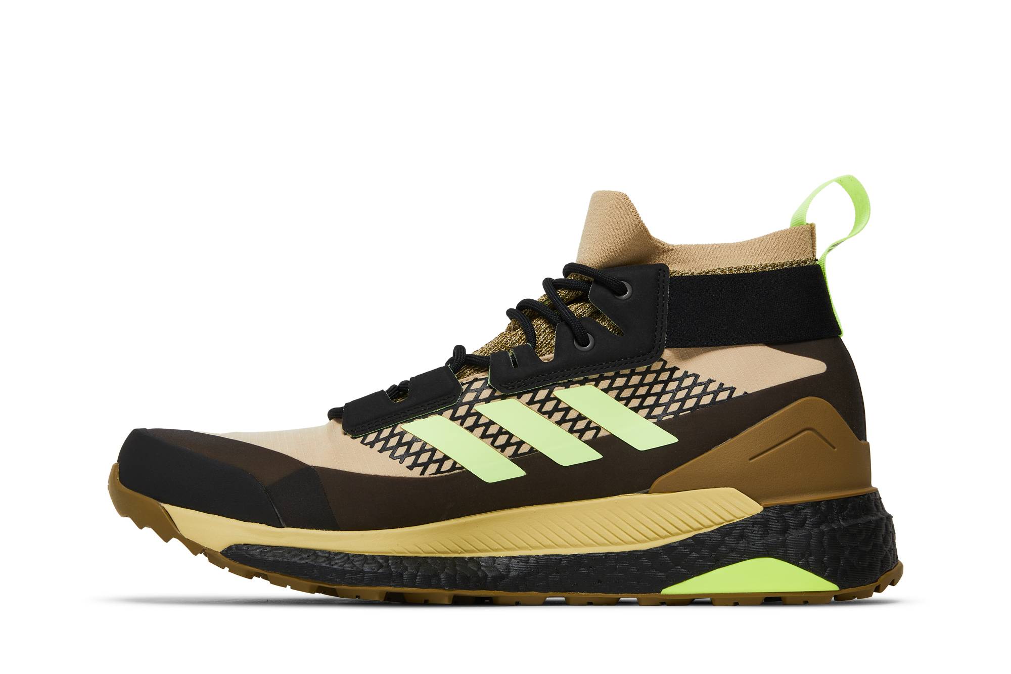 Lookbook adidas Terrex Free Hiker Gtx 棕黃色