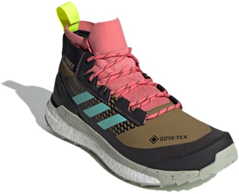 adidas Terrex Free Hiker Gtx 'Kuning Coklat Merah Jambu' FZ2506 Lookbook adidas Terrex Free Hiker Gtx 'Kuning Coklat Merah Jambu' FZ2506