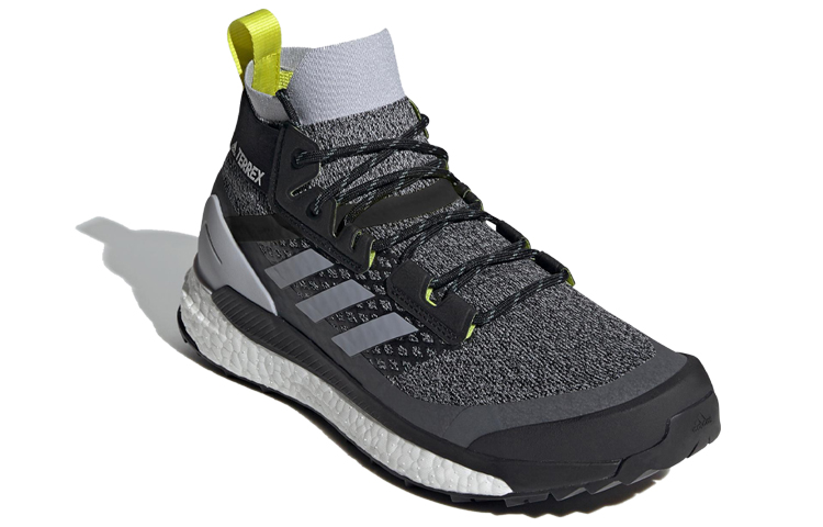 Lookbook adidas Terrex Free Hiker Primeblue 'Halo Silver' FY7332