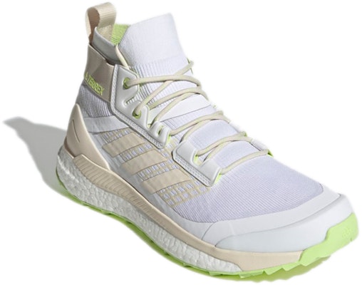 adidas Terrex Free Hiker Primeblue Kasut Luar Putih GZ0337 Lookbook adidas Terrex Free Hiker Primeblue Kasut Luar Putih GZ0337