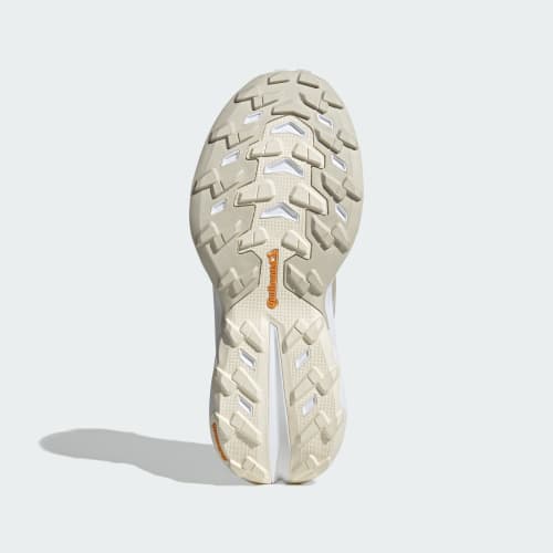 Lookbook adidas Terrex Free Hiker SL GORE-TEX 登山鞋 雲白/米色/奶白 KJ4432