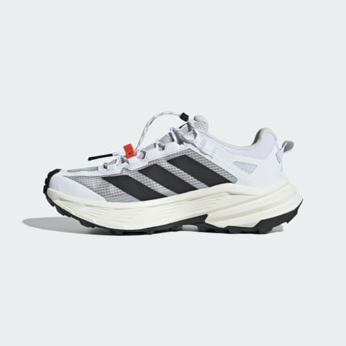 Sizing adidas Terrex Free Hiker SL GTX 登山鞋 白色/黑色/橘色 KI5163