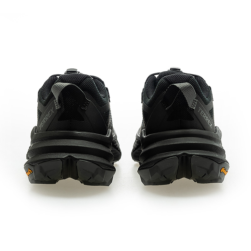 Lookbook adidas TERREX Free Hiker SL GTX 登山鞋 KJ4430