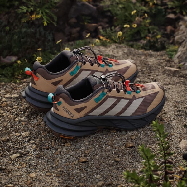 Sizing adidas Terrex Free Hiker SL GTX Hiking Shoes M Earth Strata/Beige/Pure Teal KJ4429