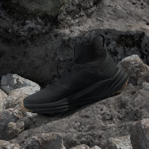 Sizing adidas TERREX Freehiker 3 Ultra GORE-TEX 登山鞋 黑色/棕氧化色 HP3481