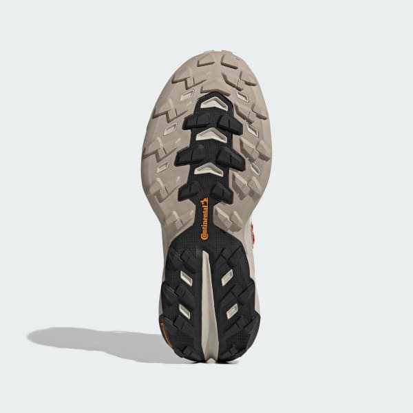 Lookbook アディダス テレックス フリーハイカー SL ゴアテックス ハイキングシューズ ベージュ HQ4883