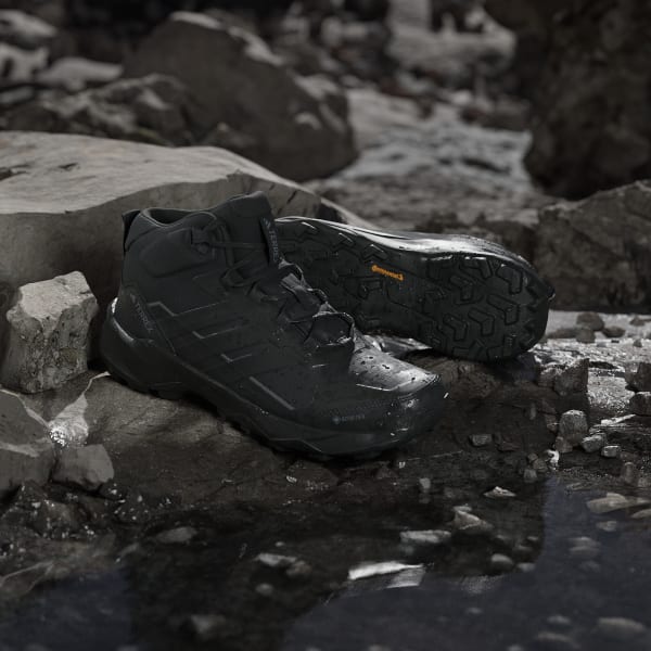 Cheap Adidas Terrex Skychaser AX5 Mid GTX Zapatillas de Senderismo Negra/Carbono JQ2207