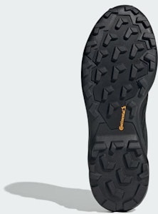 阿迪达斯TERREX Skychaser GTX防水徒步鞋 核心黑/核心黑/碳色 IH1093 Lookbook 阿迪达斯TERREX Skychaser GTX防水徒步鞋 核心黑/核心黑/碳色 IH1093