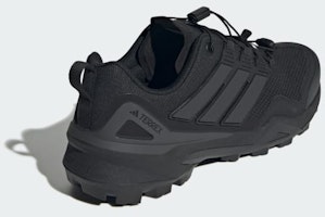 Adidas TERREX Skychaser GTX 防水登山鞋 黑色/黑色/碳灰 IH1093 Purchase Adidas TERREX Skychaser GTX 防水登山鞋 黑色/黑色/碳灰 IH1093