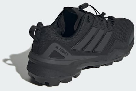 阿迪达斯TERREX Skychaser GTX防水徒步鞋 核心黑/核心黑/碳色 IH1093 Purchase 阿迪达斯TERREX Skychaser GTX防水徒步鞋 核心黑/核心黑/碳色 IH1093