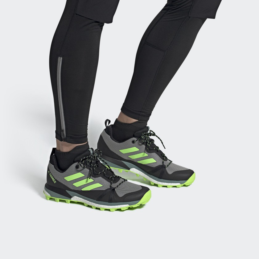 Sizing adidas Terrex Skychaser LT 'Gris Tech Esmeralda' FV6830