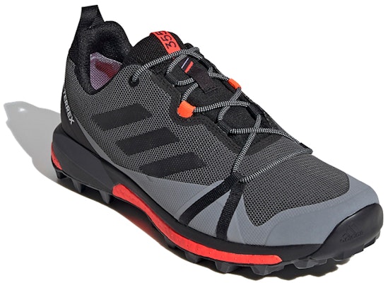 テレックス スカイチェイサーLT GTX グレー/ソーラーレッド FV6828 Lookbook テレックス スカイチェイサーLT GTX グレー/ソーラーレッド FV6828