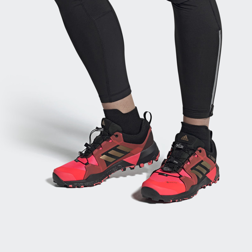 Sizing adidas Terrex Skychaser XT GTX ''Signal Pink'' Dames Wandelschoenen FX0135