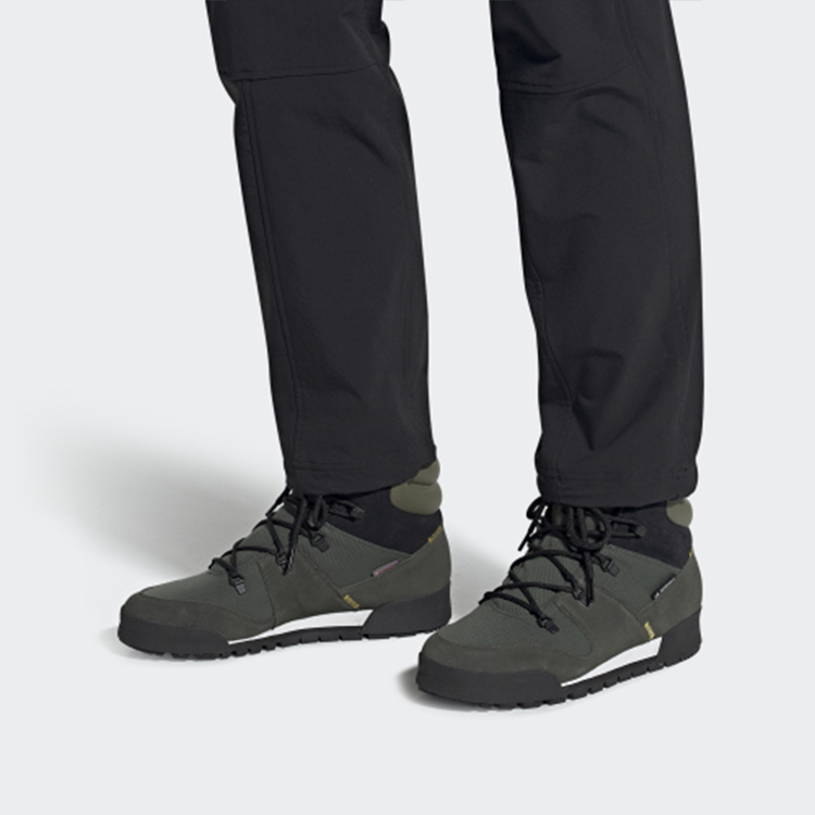 Sizing adidas Terrex Snowpitch C.Rdy ''Groen Zwart'' FV5168