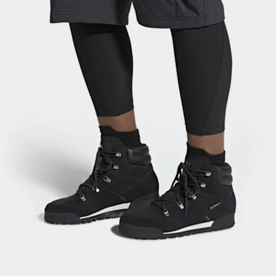 adidas Terrex Snowpitch Cw ''Noir Blanc'' FV5163 Sizing adidas Terrex Snowpitch Cw ''Noir Blanc'' FV5163