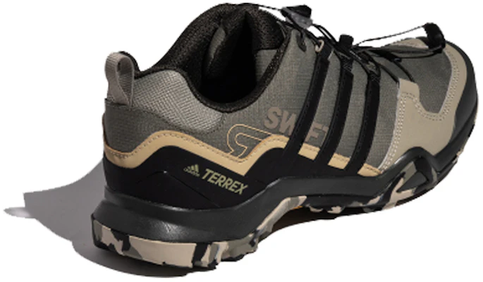 阿迪达斯 Terrex Swift R2 '迷彩' EG1713 Lookbook 阿迪达斯 Terrex Swift R2 '迷彩' EG1713